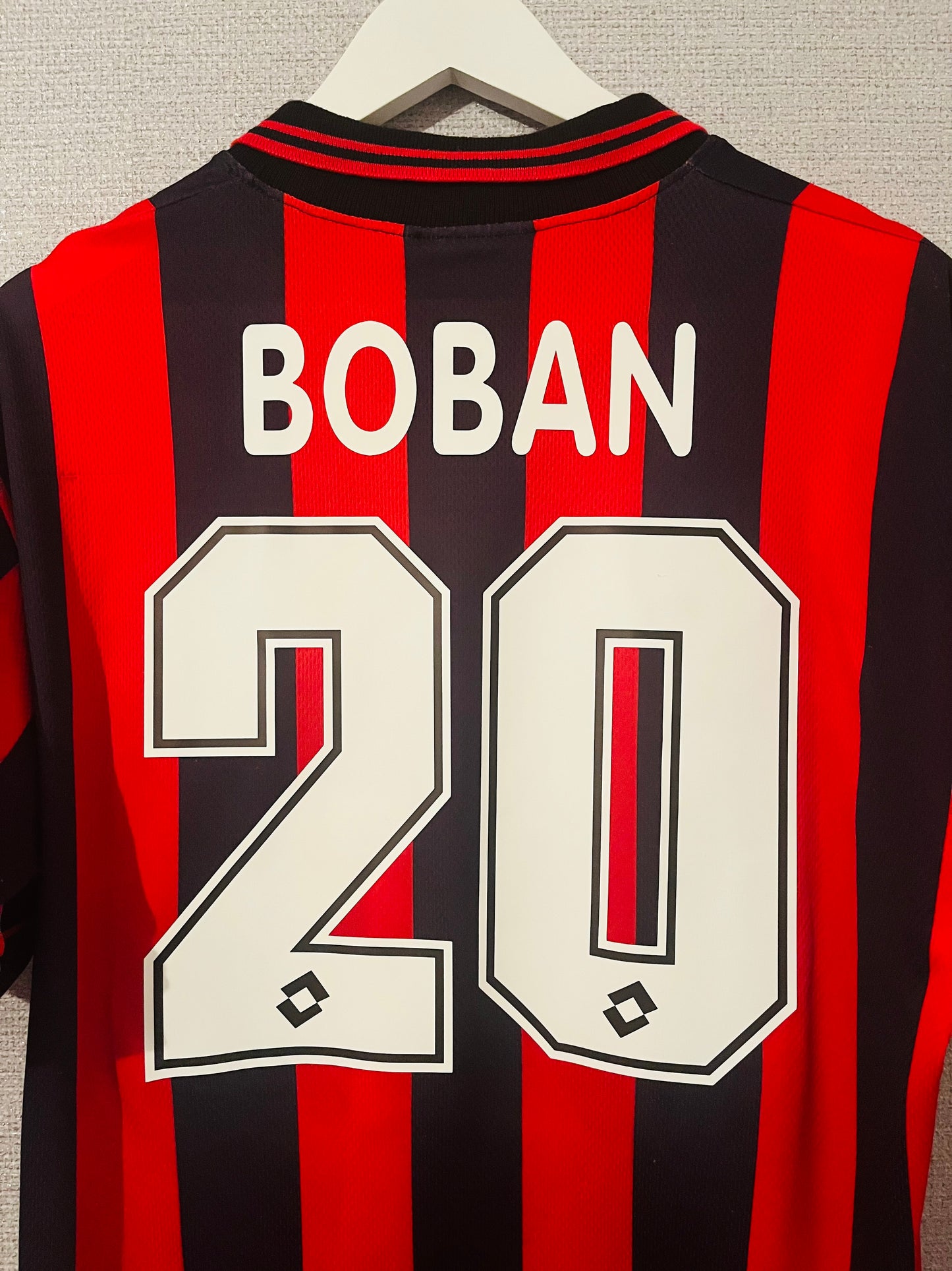 AC Milan home football shirt 1996/97 Boban Large