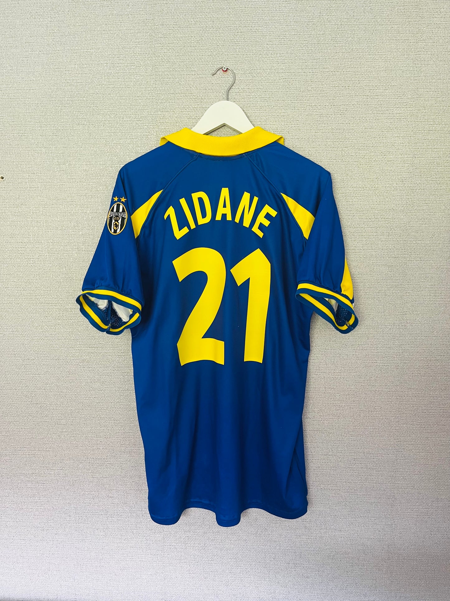 Juventus third football shirt 1998/99 Zidane XL