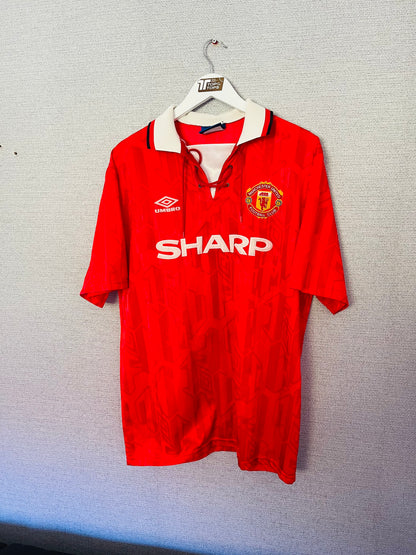 Manchester United home football shirt
1992/94 Hughes XL