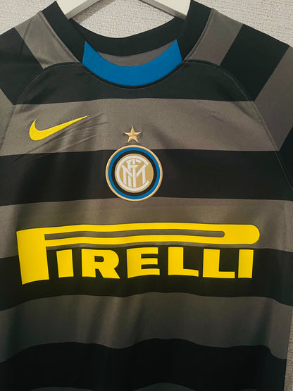 Inter Milan third football shirt 2020/21 Lautaro Small