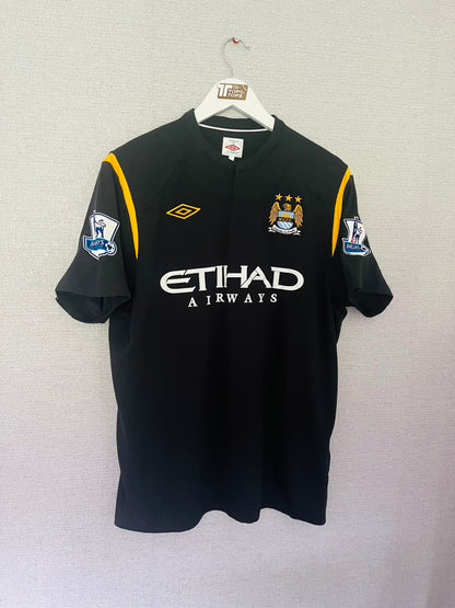 Manchester City away football shirt 2009/10 Kompany Large