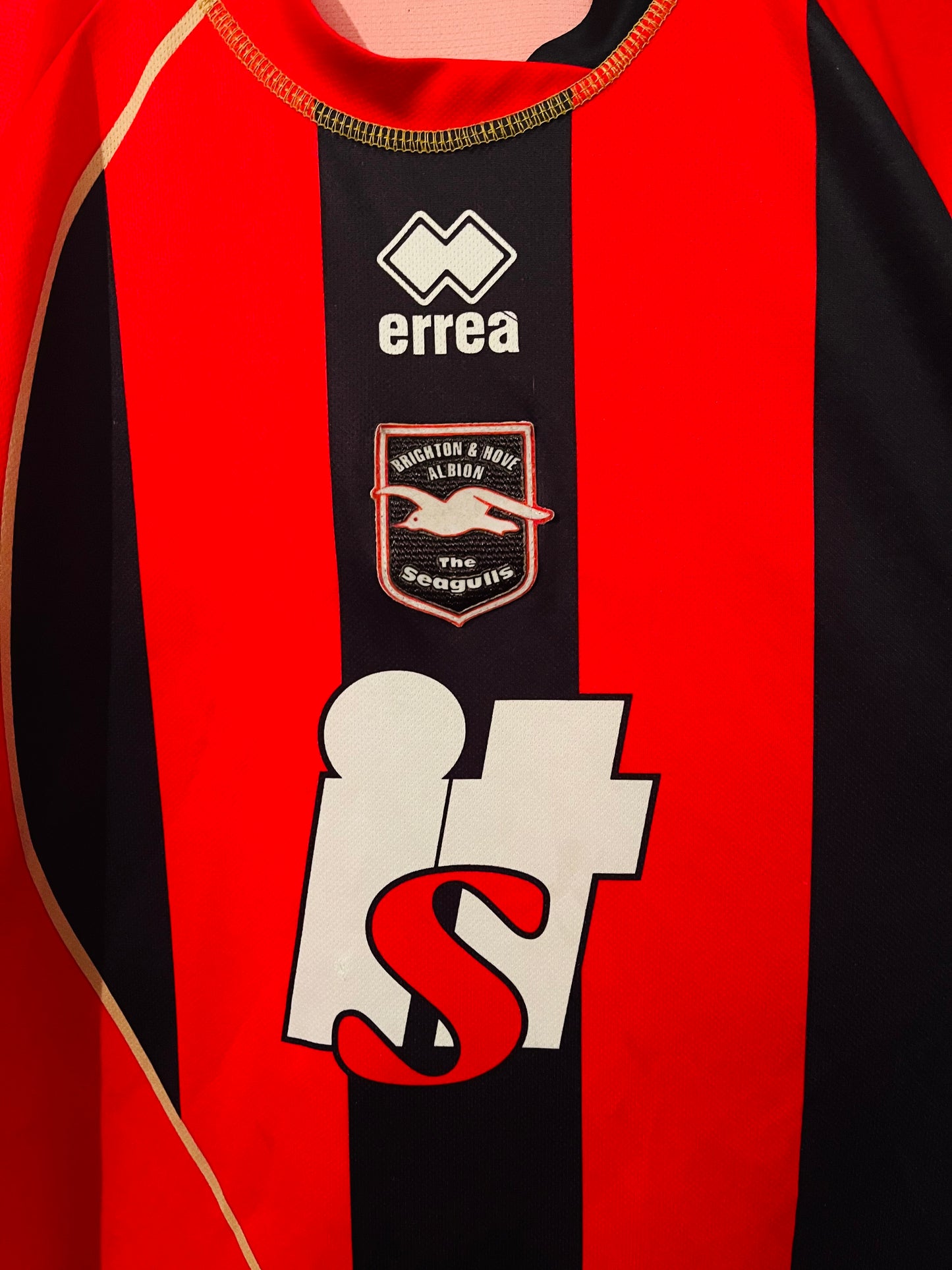 Brighton and Hove Albion away football shirt 2009/11 Dunk Medium