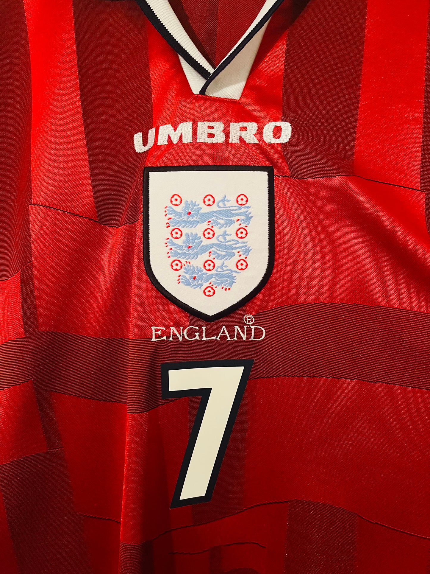 England away football shirt        W/C 1998 Beckham Large