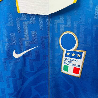 Italy home football shirt 1995/96 Baggio XL