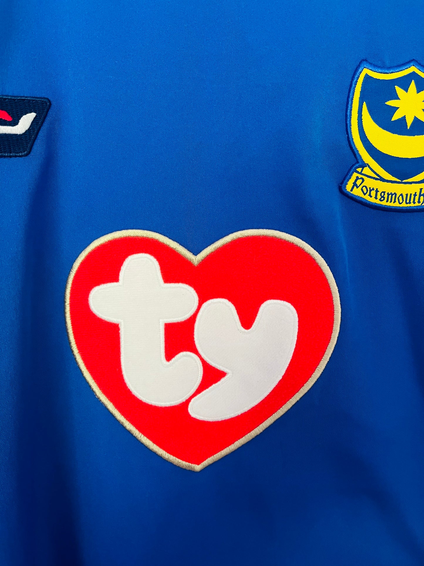 Portsmouth home football shirt 2003/05 XXL Berger