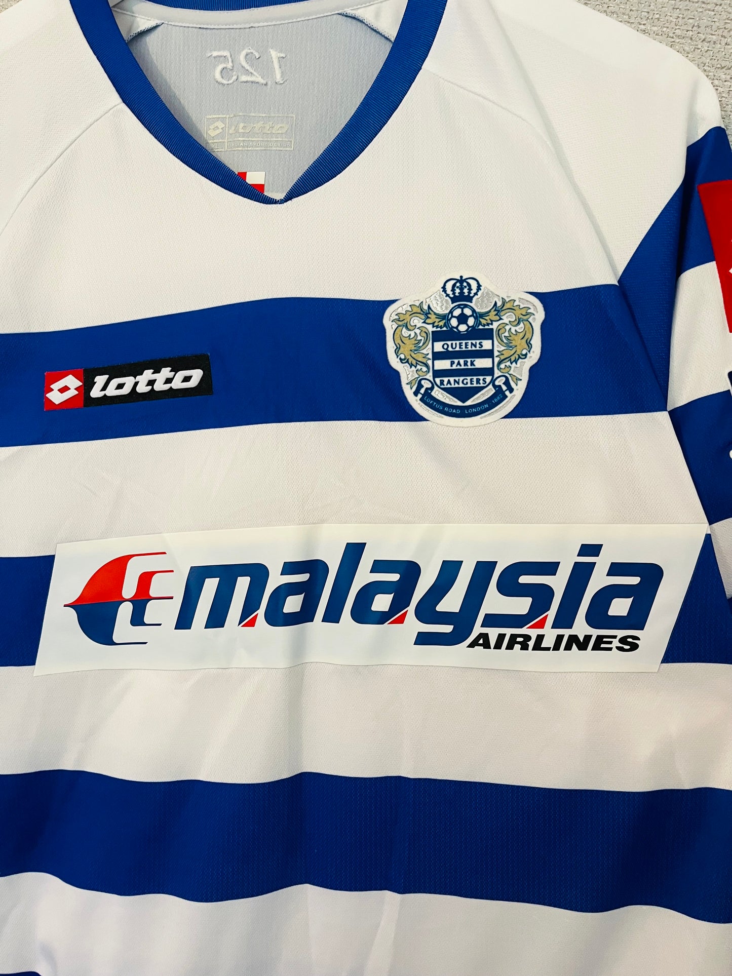 QPR Queens Park Rangers home football shirt 2011/12 Taarabt Large