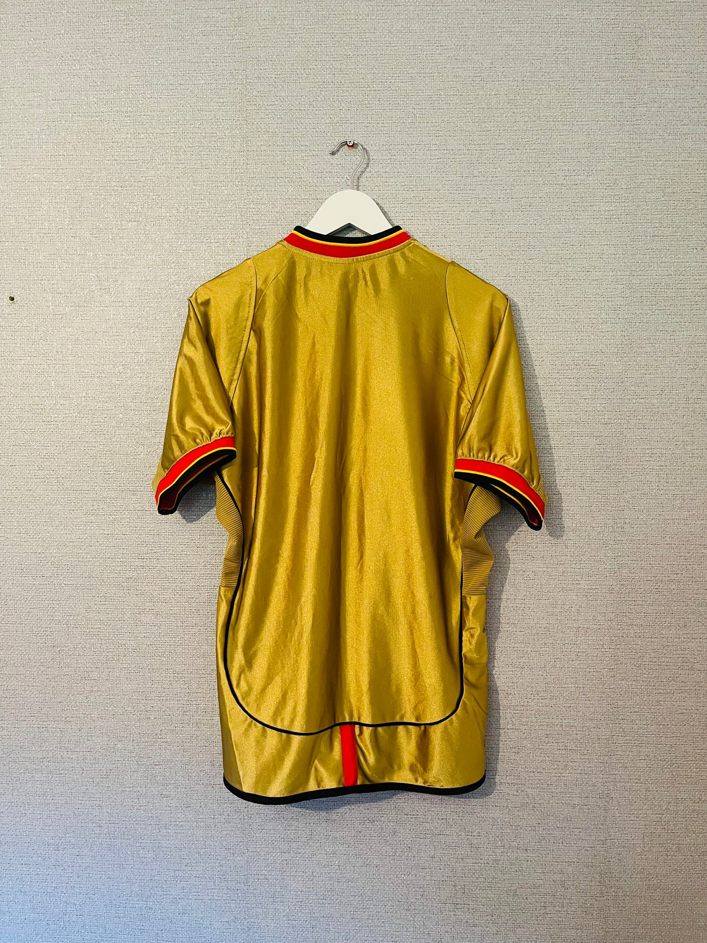 Galatasary third football shirt 2002/03 Medium