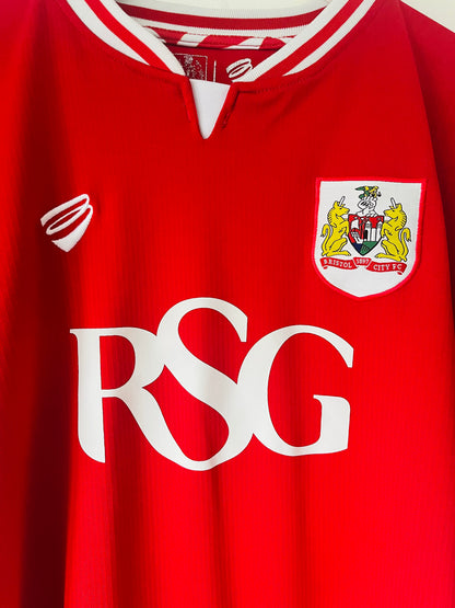 Bristol City home football shirt
2015/16 Large