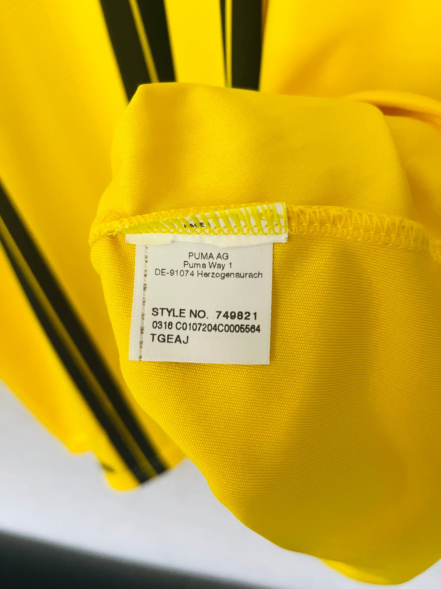 Borussia Dortmund home football shirt 2016/17 Reus XXL