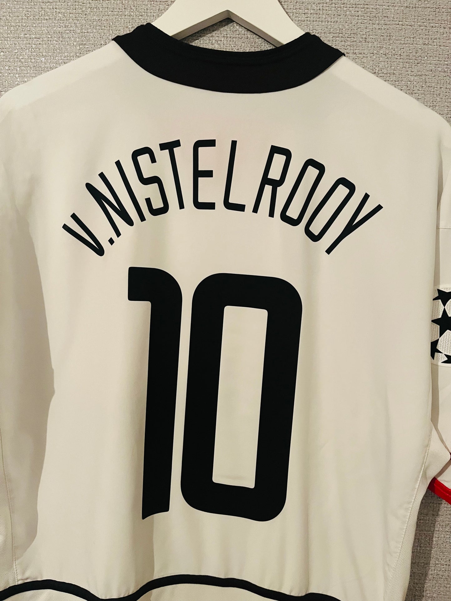Manchester United away football shirt 2002/03 Van Nistelrooy Large