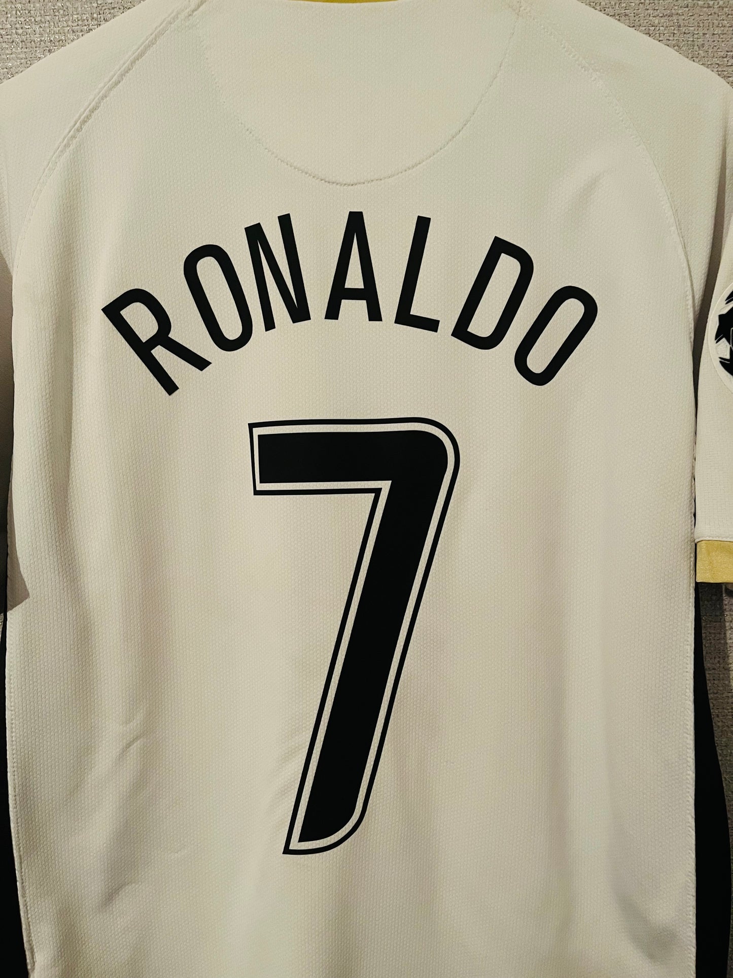 Manchester United away football shirt 2006/07 CR7 Medium