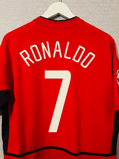 Manchester United home football shirt 2003/04 CR7 Medium