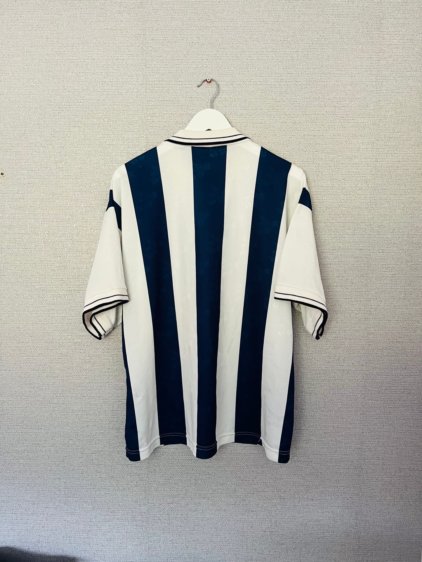 West Bromwich Albion home football shirt 1991/92 Large