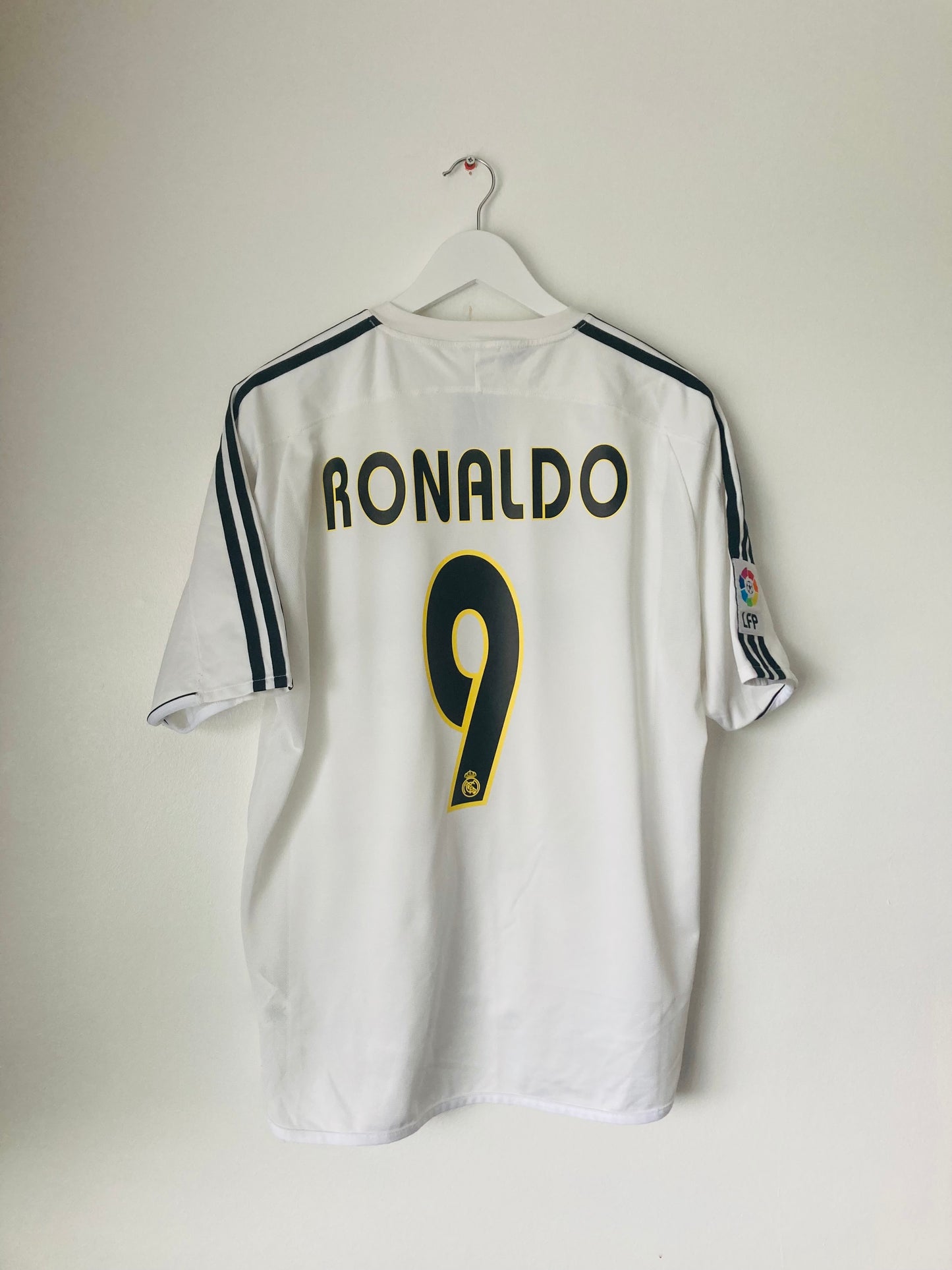 Rea Madrid home football shirt 2003/04 R9 Large