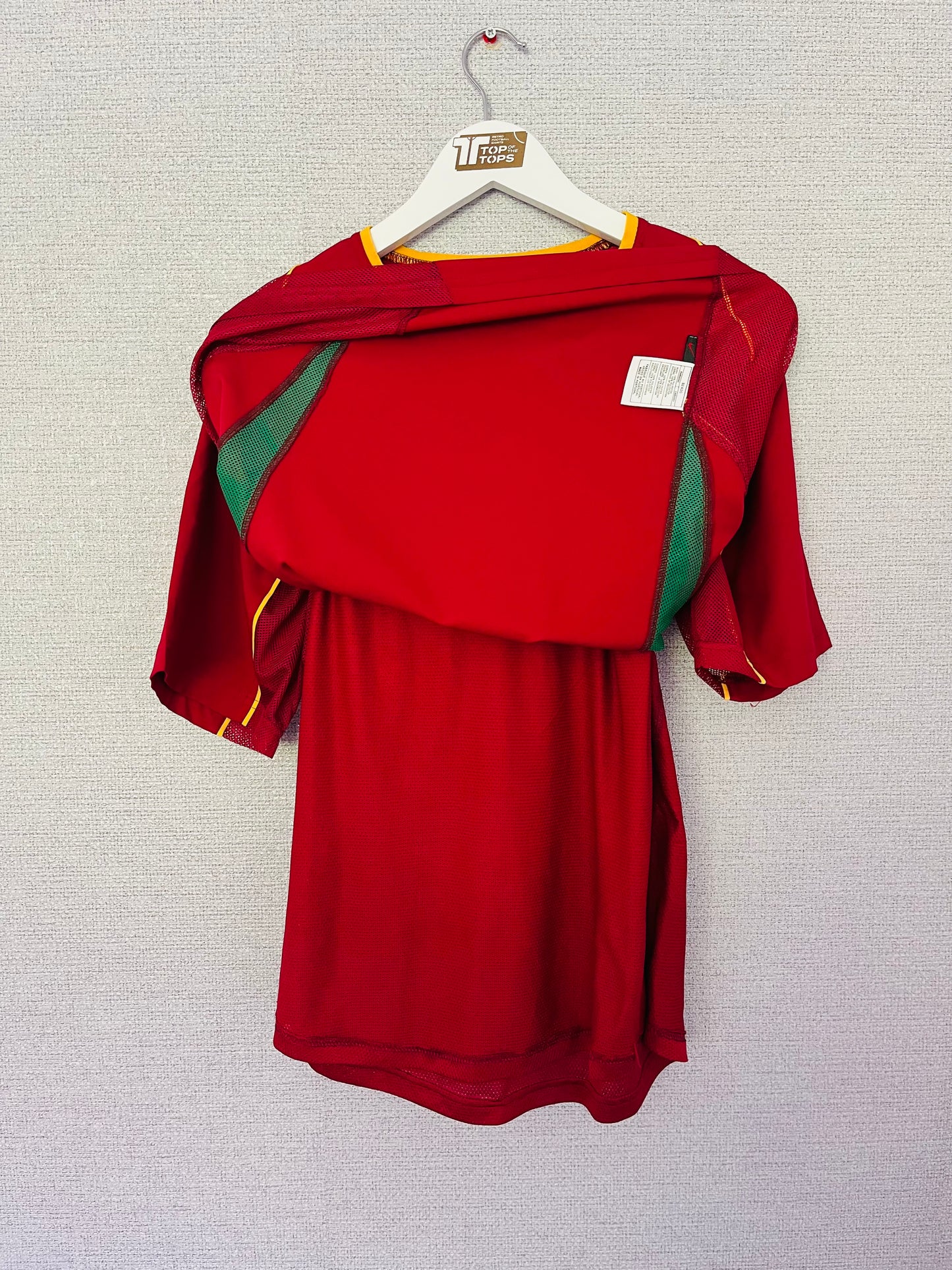 Portugal home football shirt 2002/04 Figo Medium