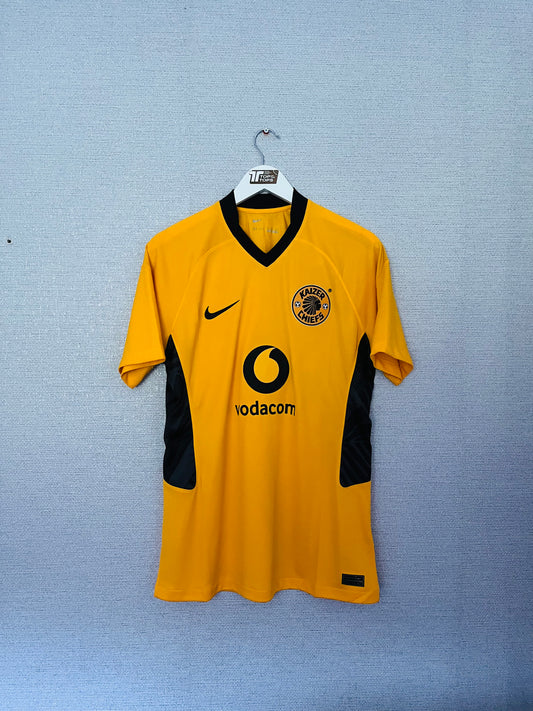 Kaizer Chiefs home football shirt 2021/22 Medium