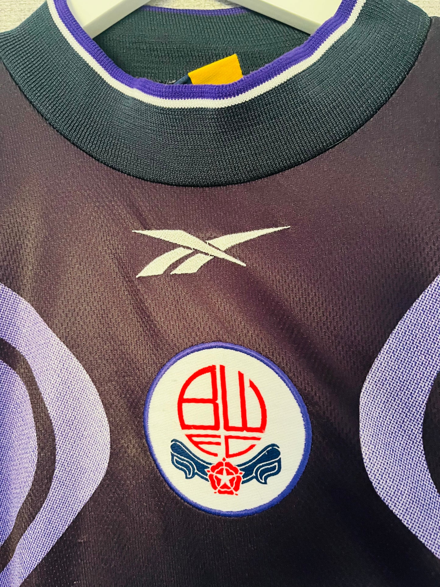 Bolton Wanderers goalkeeper football shirt 1998/99 Large