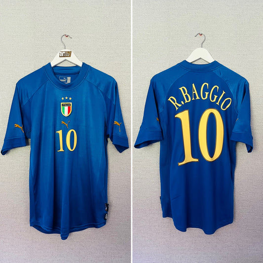 Italy home football shirt 2004/05 Baggio Medium