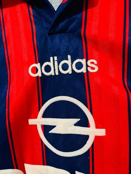 Bayern Munich home football shirt 1995/97 Klinsmann Medium