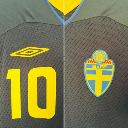 Sweden away football shirt
2008/09 Ibrahimovic Large