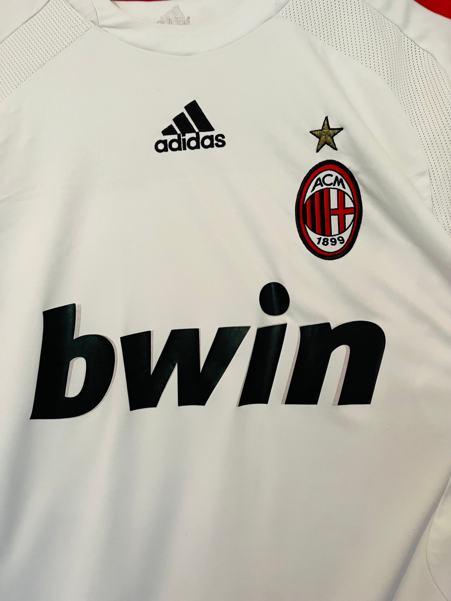 AC Milan away football shirt
2008/09 Shevchenko Large