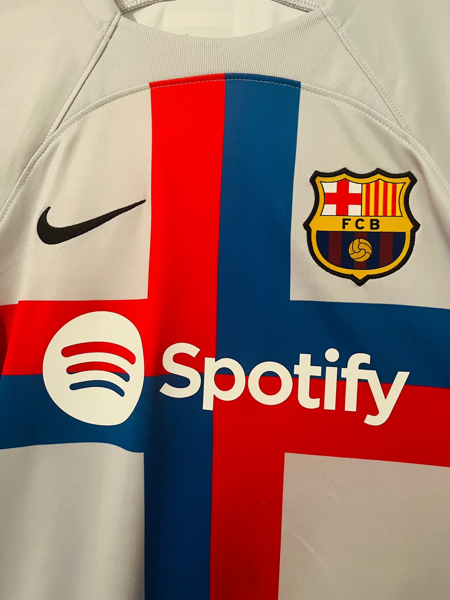 Barcelona third football shirt 2022/23 Lamine Yamal Medium