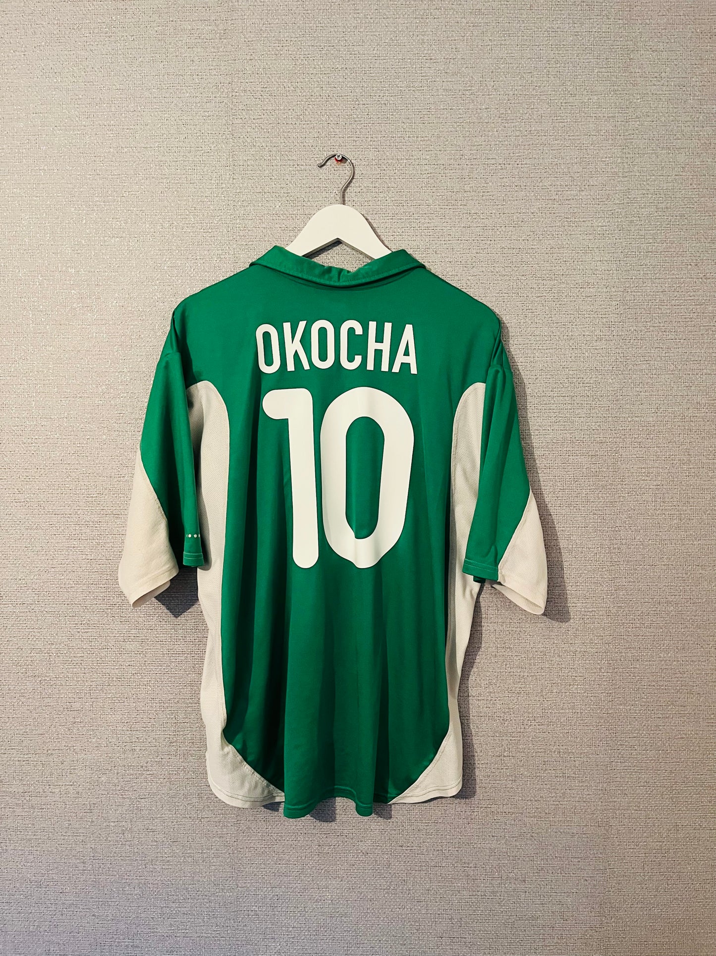 Nigeria home football shirt 2000/02 Okocha XL