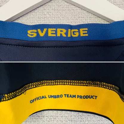 Sweden away football shirt
2008/09 Ibrahimovic Large