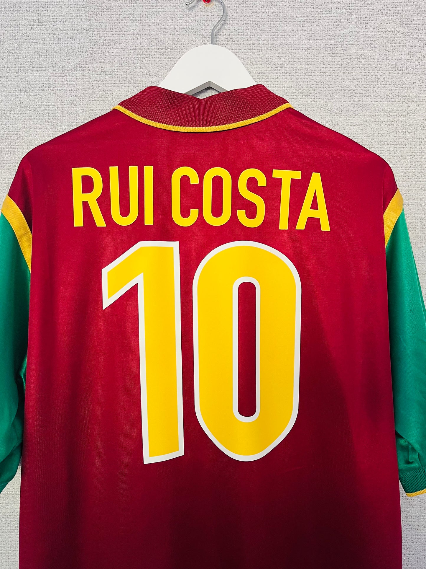 Portugal home football shirt 1998/99 Rui Costa XL