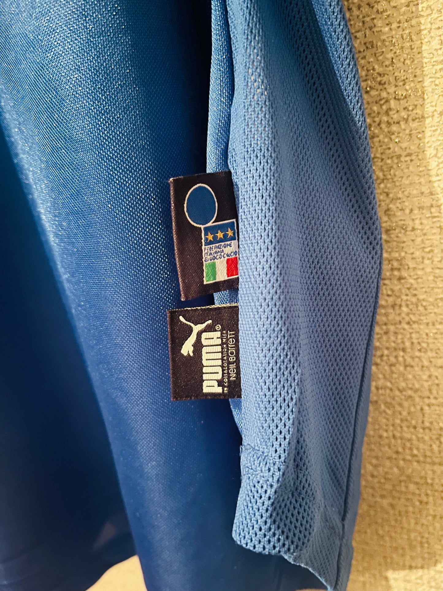 Italy home football shirt 2004/05 Cassano Medium