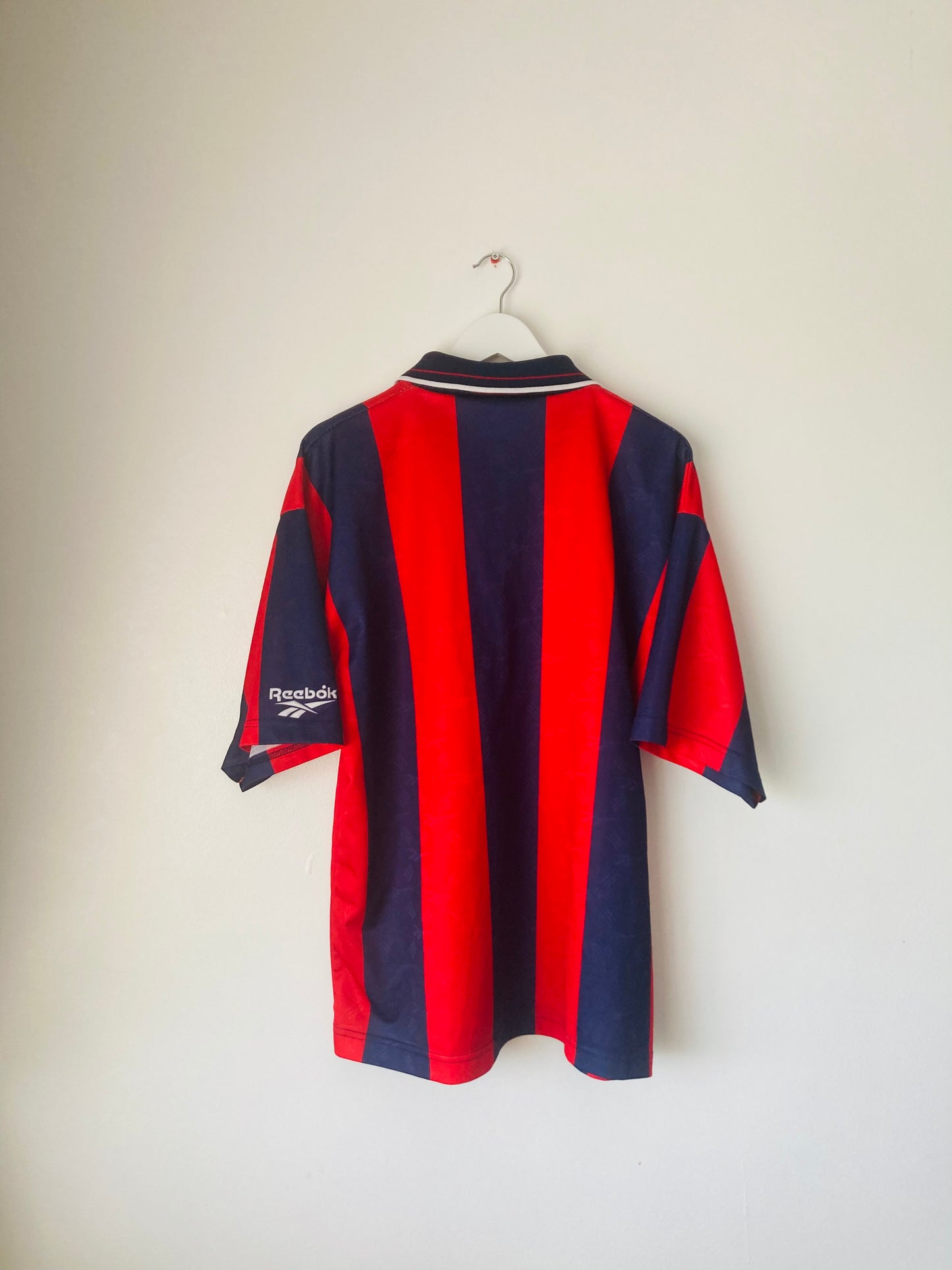 Bolton Wanderers away football shirt
1993/95 XL