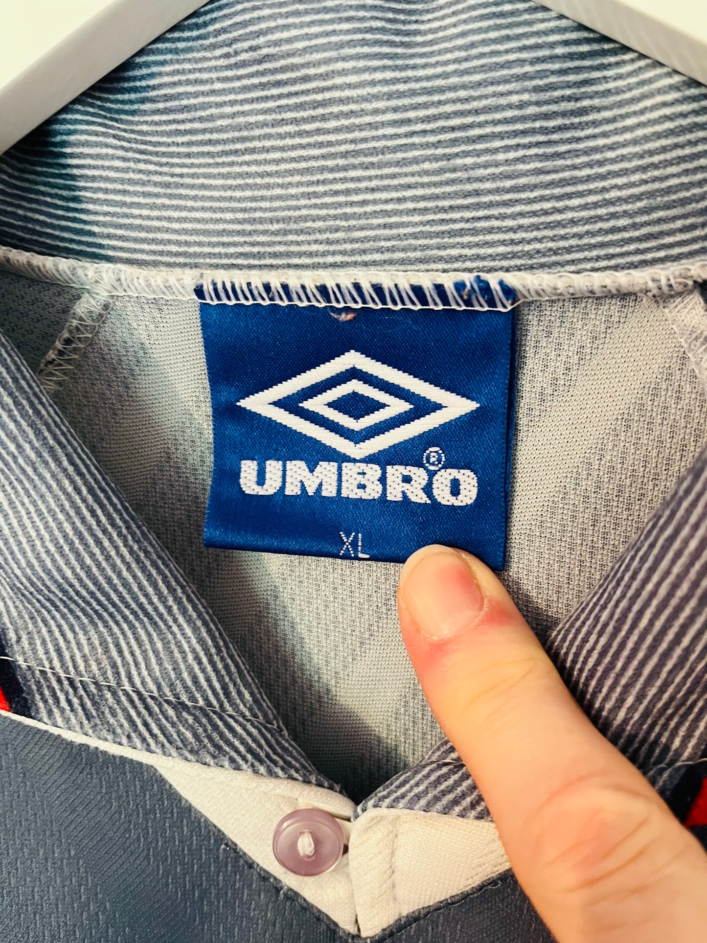 England away football shirt     Euro 1996 Gascoigne L/XL