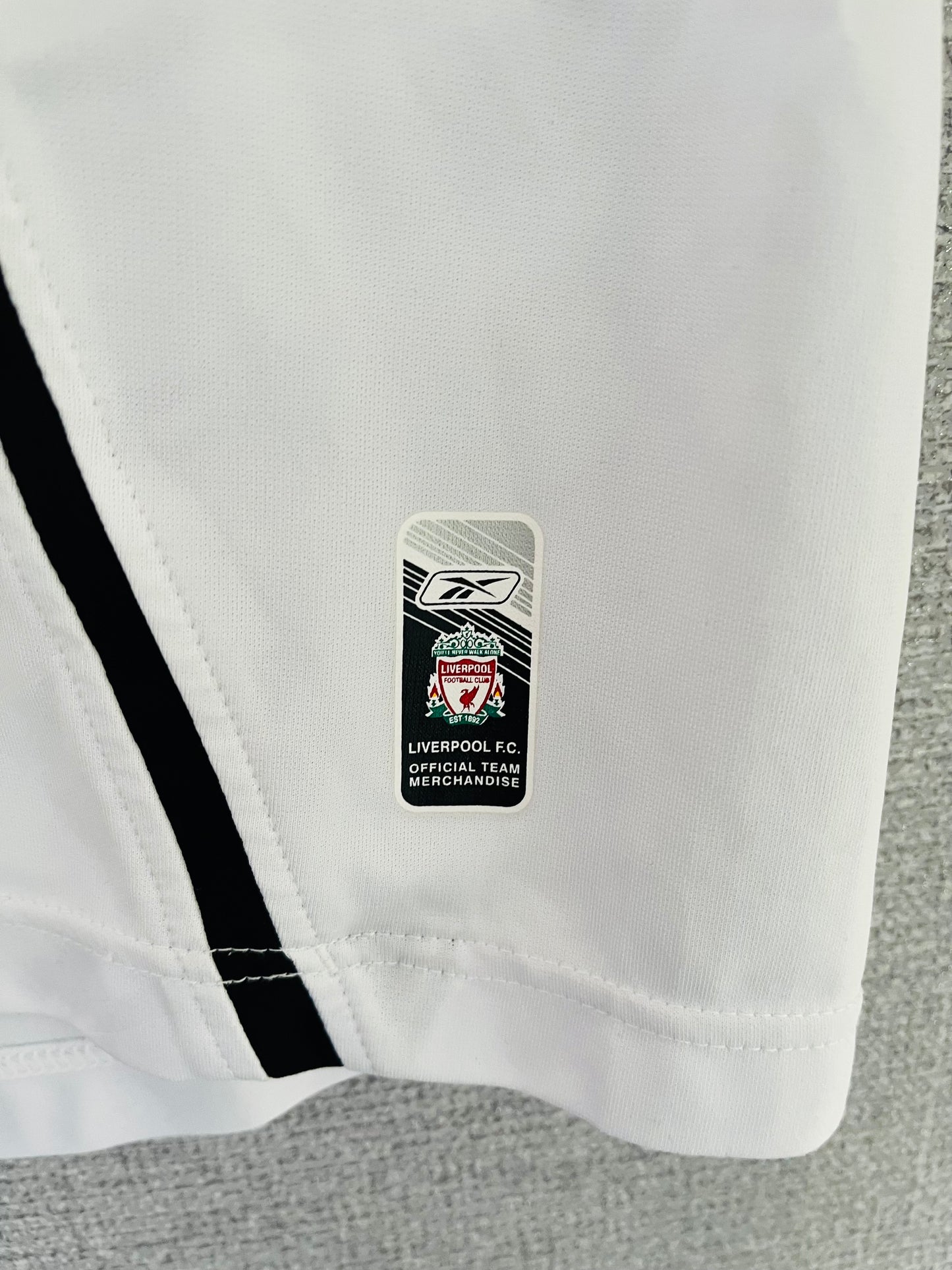 Liverpool away football shirt 2005/06 Alonso XL