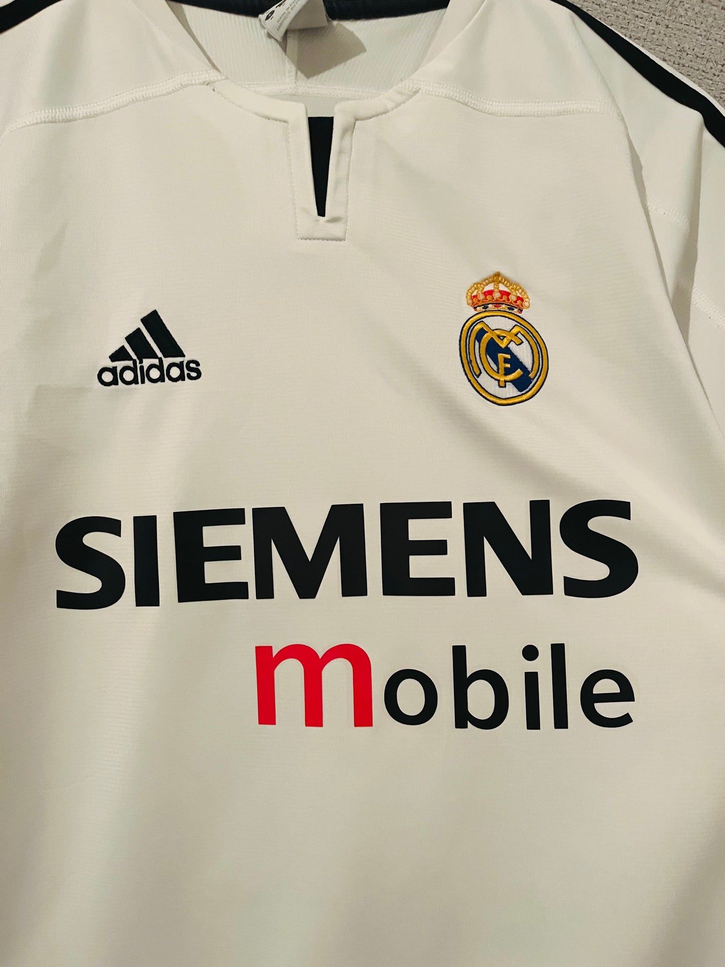Real Madrid home football shirt 2003/04 R9 Medium