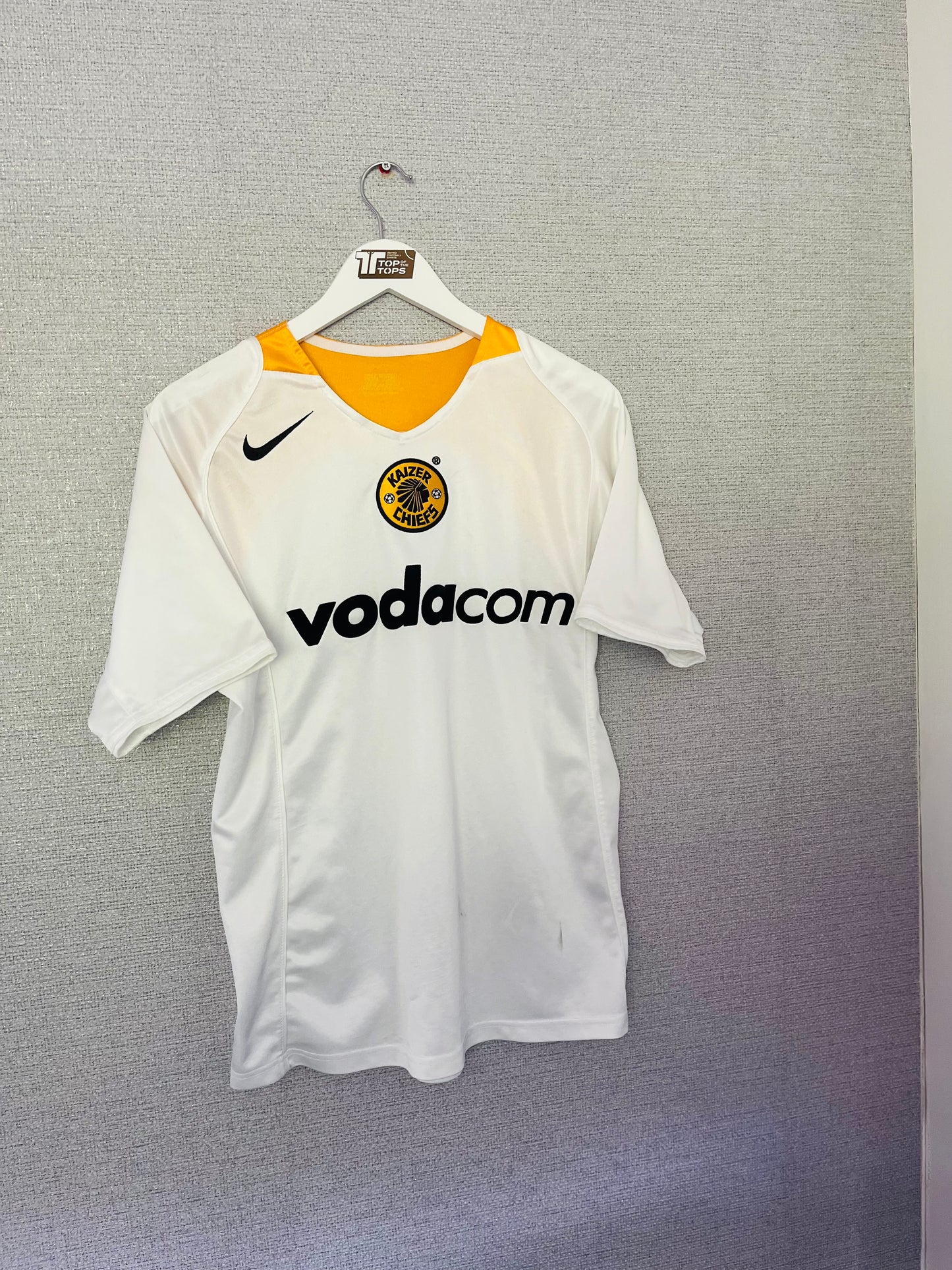 Kaizer Chiefs away football shirt 2004/05 medium