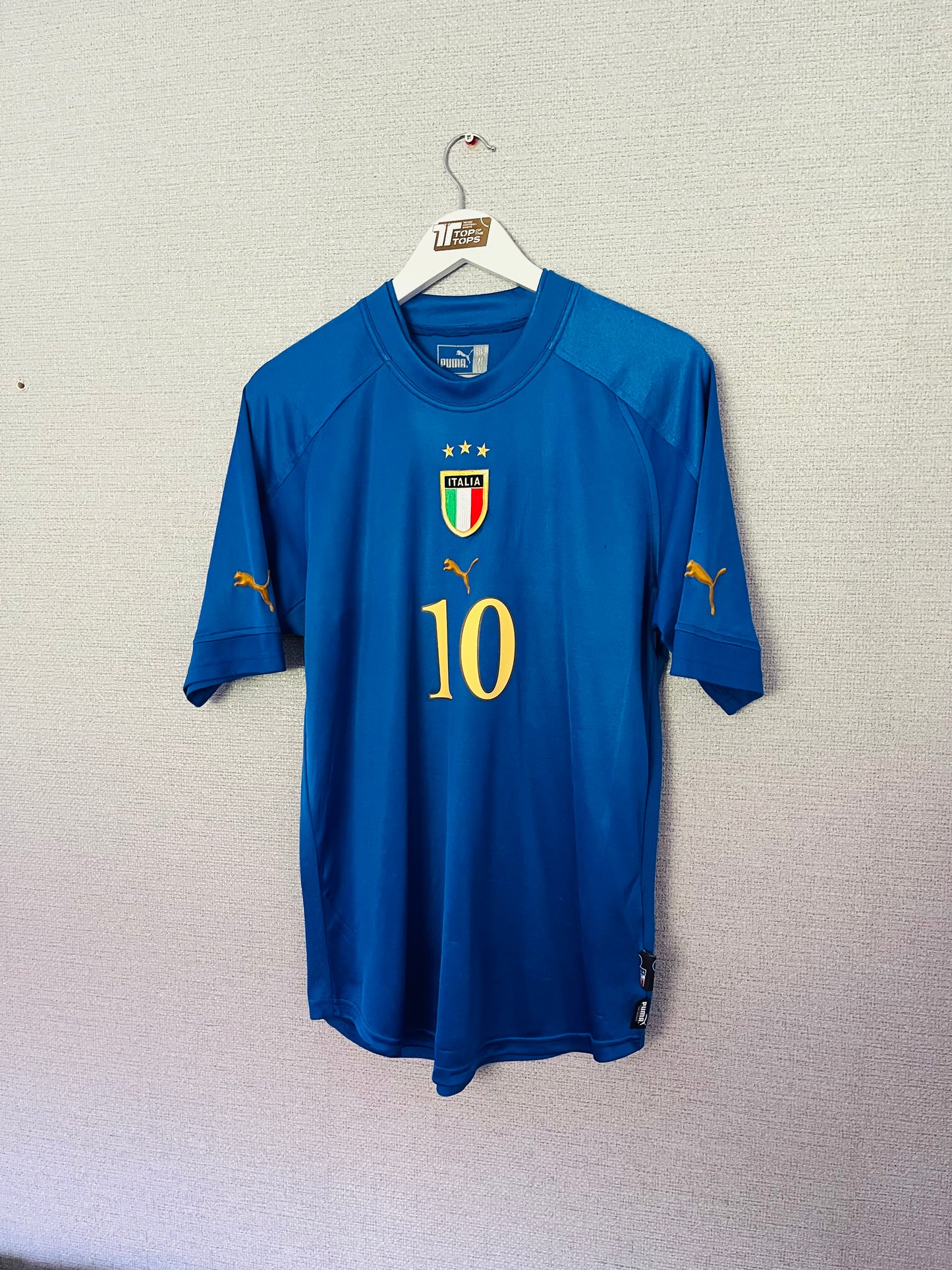 Italy home football shirt 2004/05 Baggio Medium