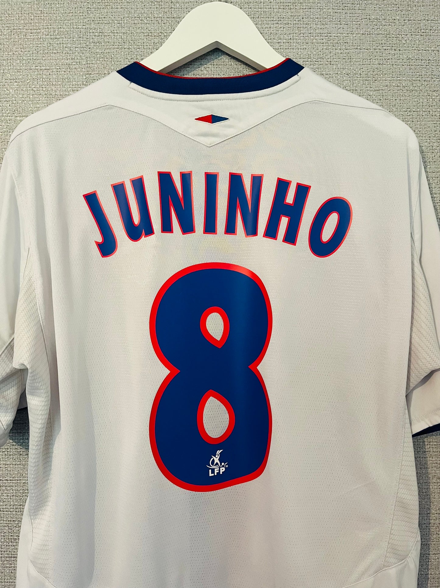 Olympique Lyonnaise Lyon home football shirt 2004/05 Juninho Large