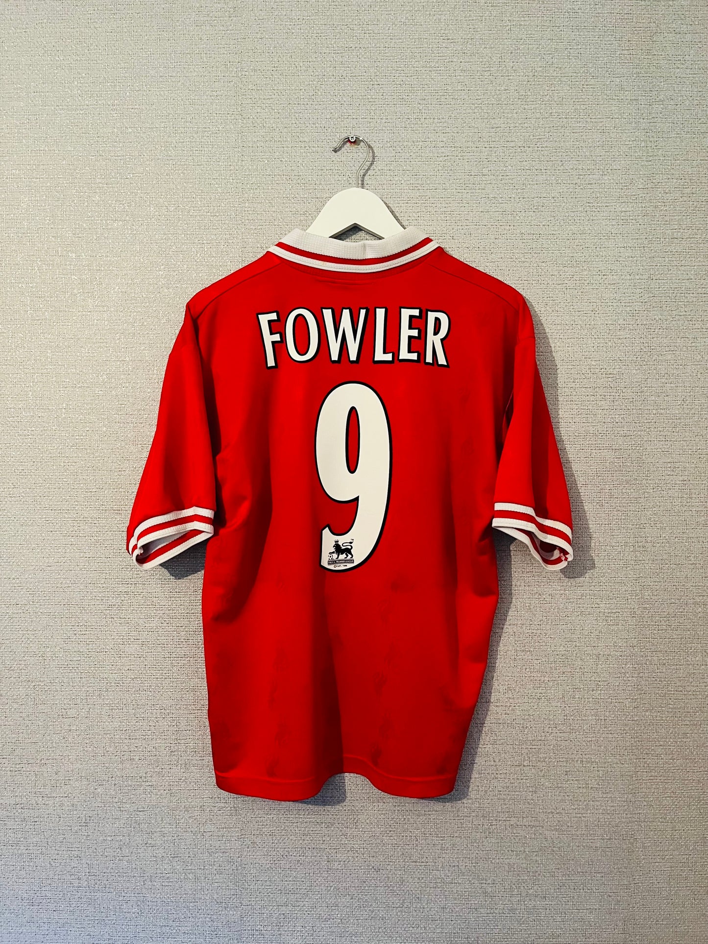 Liverpool home football shirt 1997/98 Fowler Medium