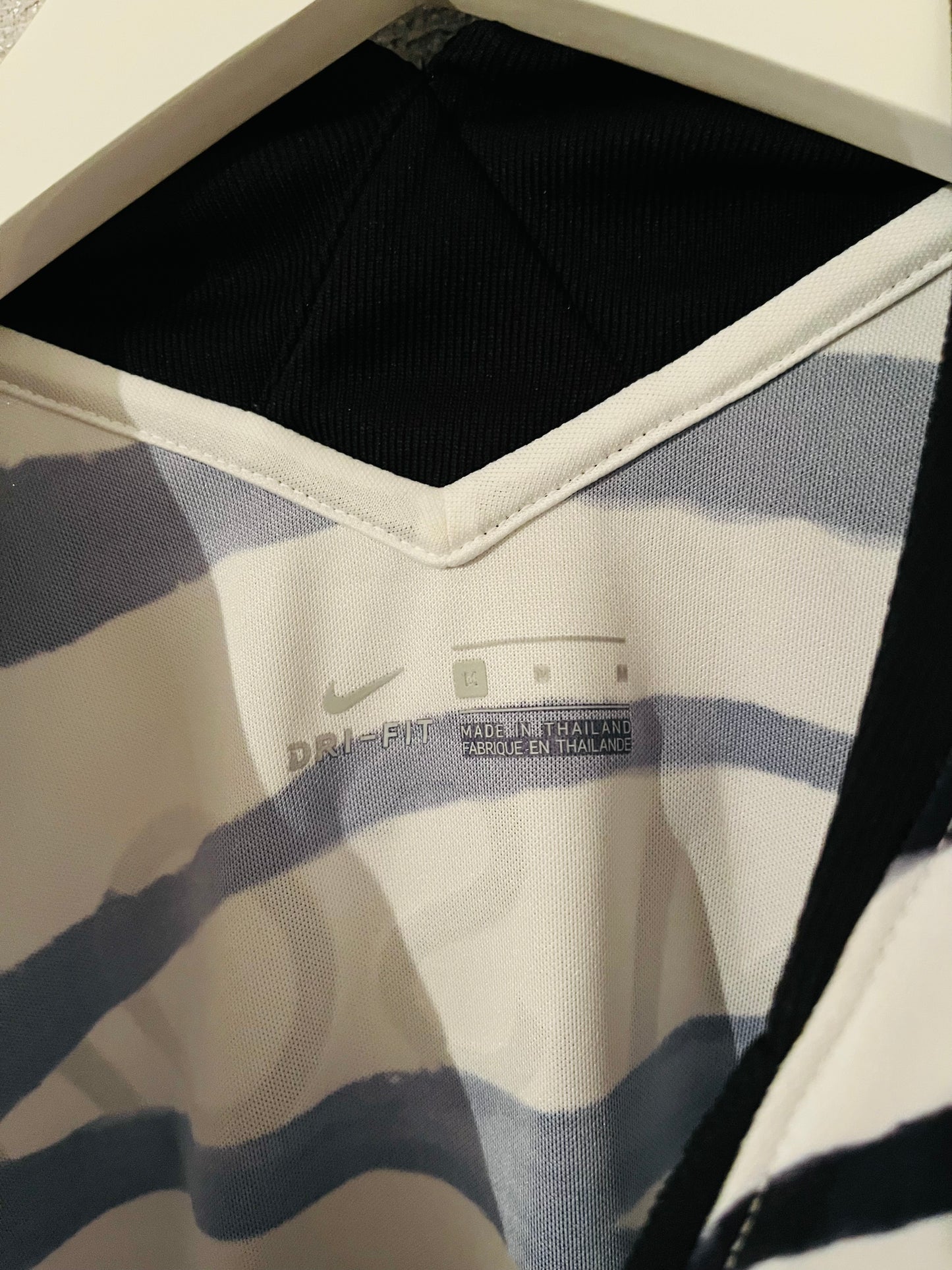 South Korea away football shirt
2020/21 Son Medium