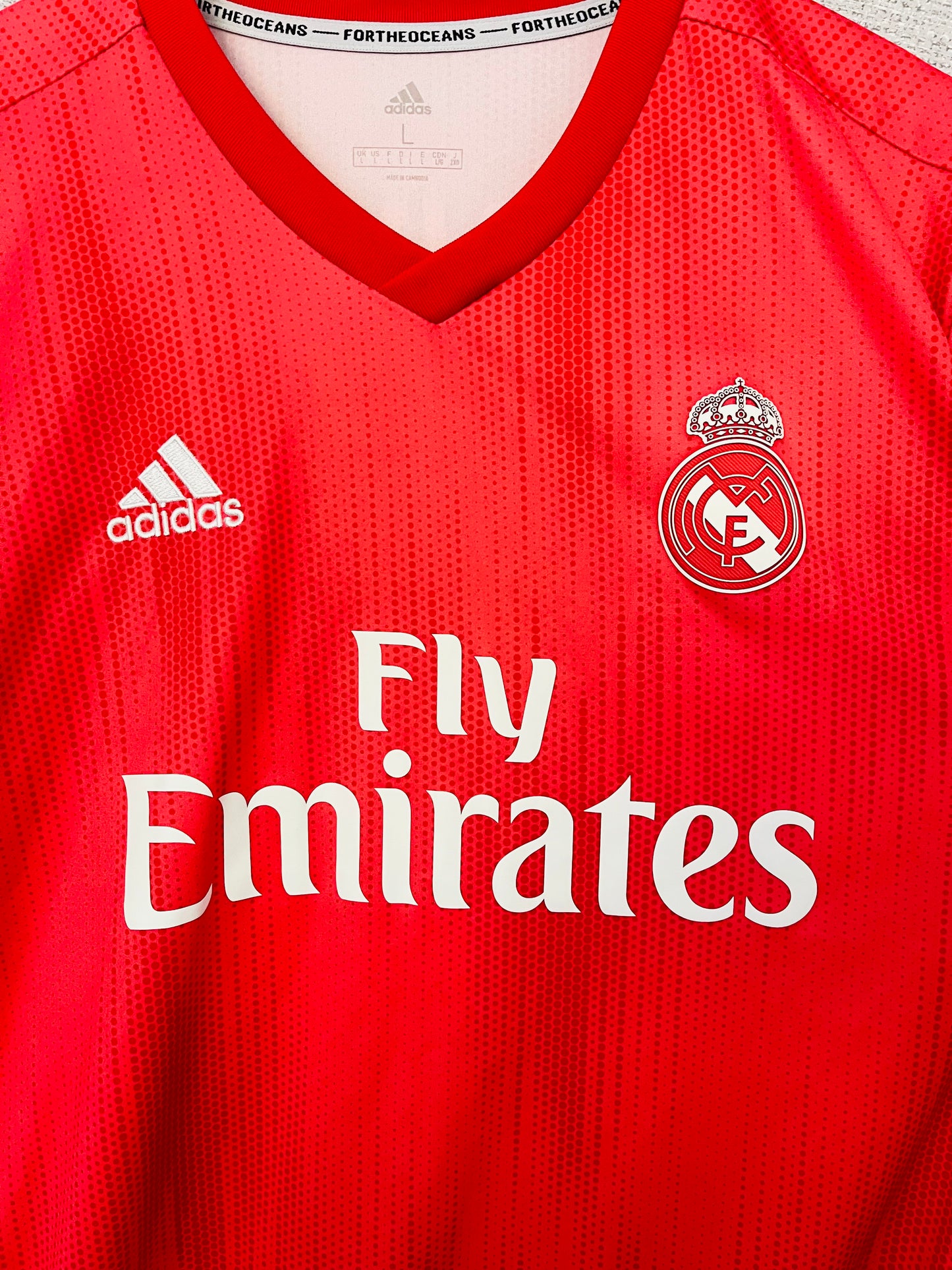 Real Madrid third football shirt 2018/19 Vini Jr Large