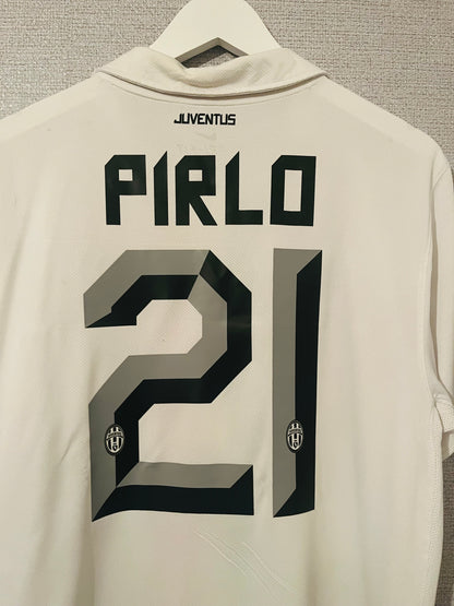 Juventus away football shirt 2010/12 Pirlo Large