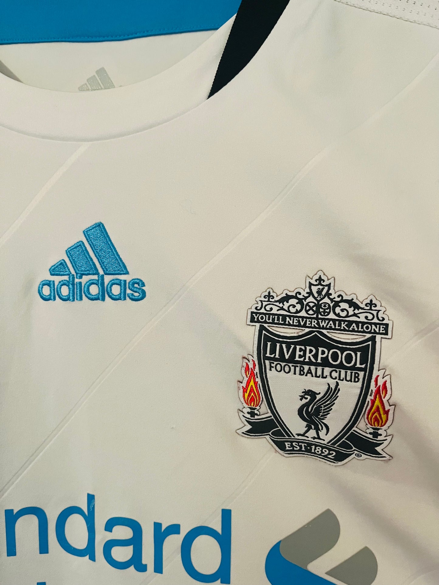 Liverpool third football shirt 2011/12 Suarez Large