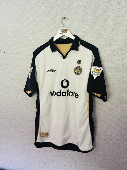 Manchester United away reversible football shirt
2001/02 Keane Medium