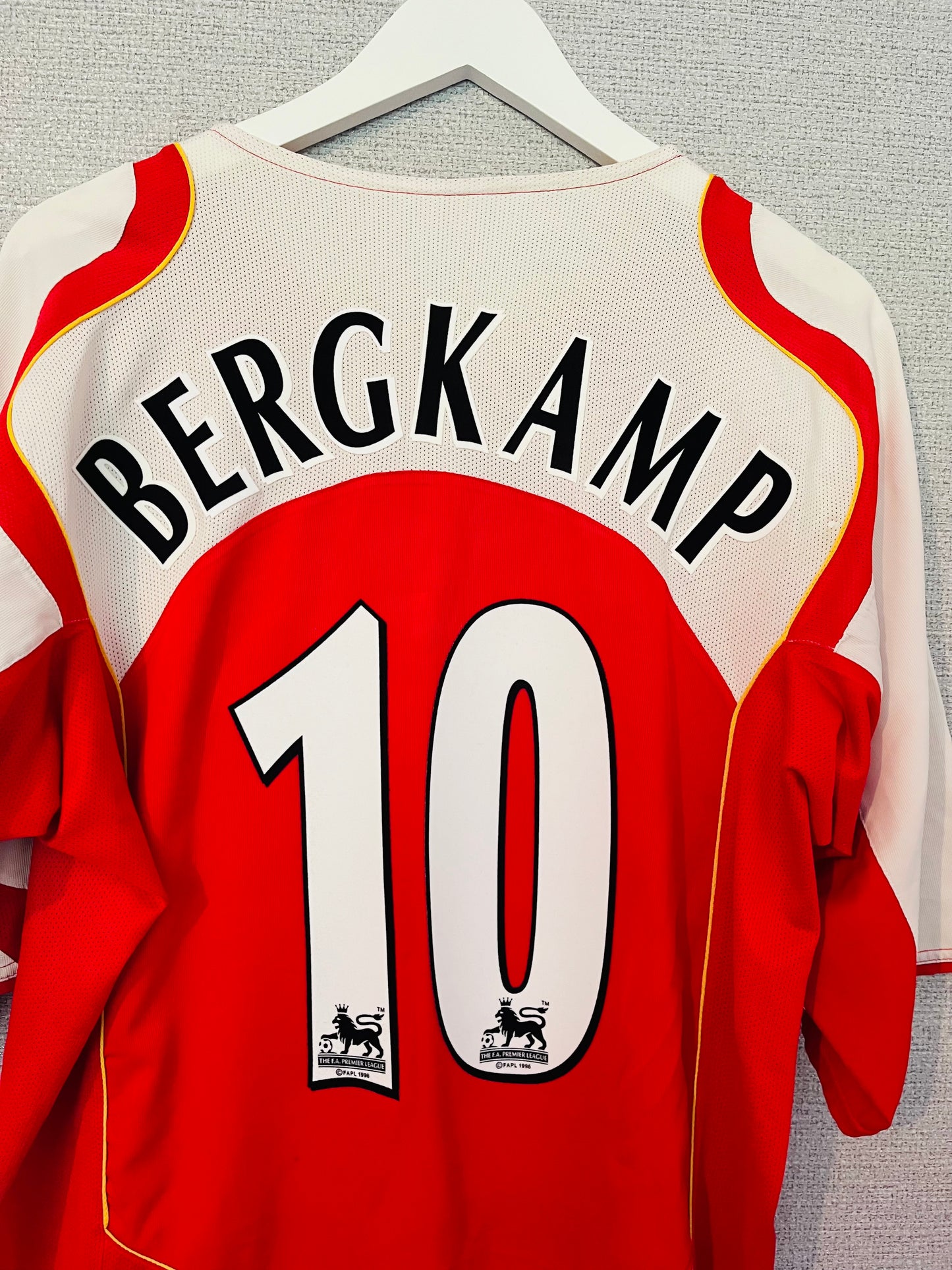 Arsenal home football shirt 2004/05 Bergkamp XL