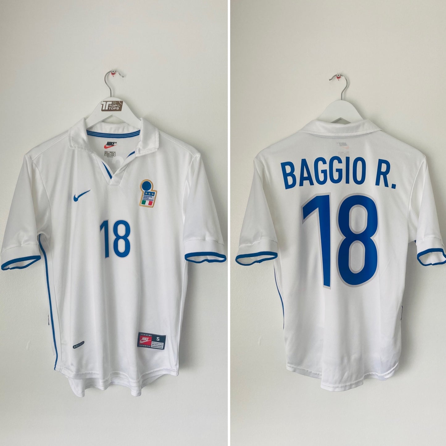 Italy away football shirt W/C 1998 Baggio Small