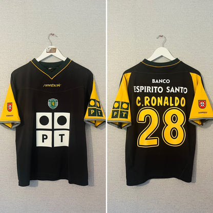 Sporting Lisbon away football shirt 2002/03 Ronaldo Medium