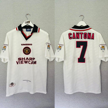 Manchester United away football shirt 1996/97 Cantona Medium
