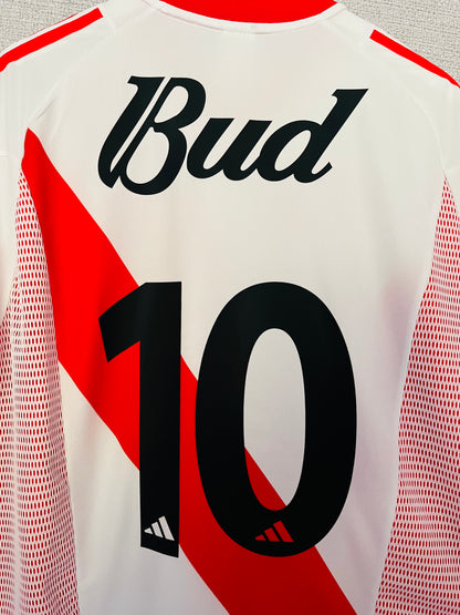 River Plate home football shirt
2002/03 10 (Ariel Ortega) Large