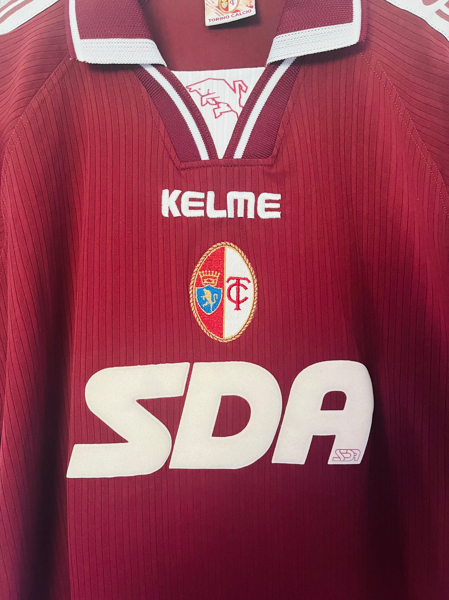 Torino home football shirt 1999/2000 Large