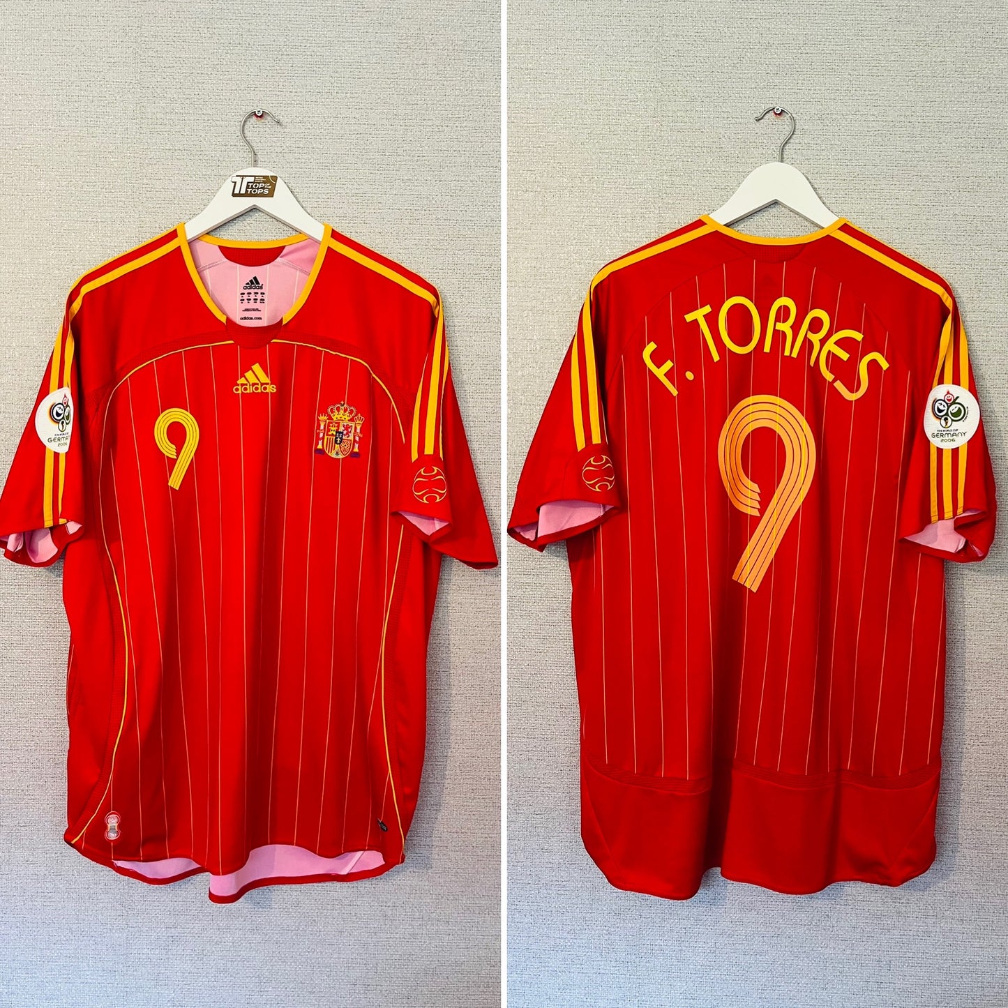 Spain home football shirt
W/C 2006 Torres XL